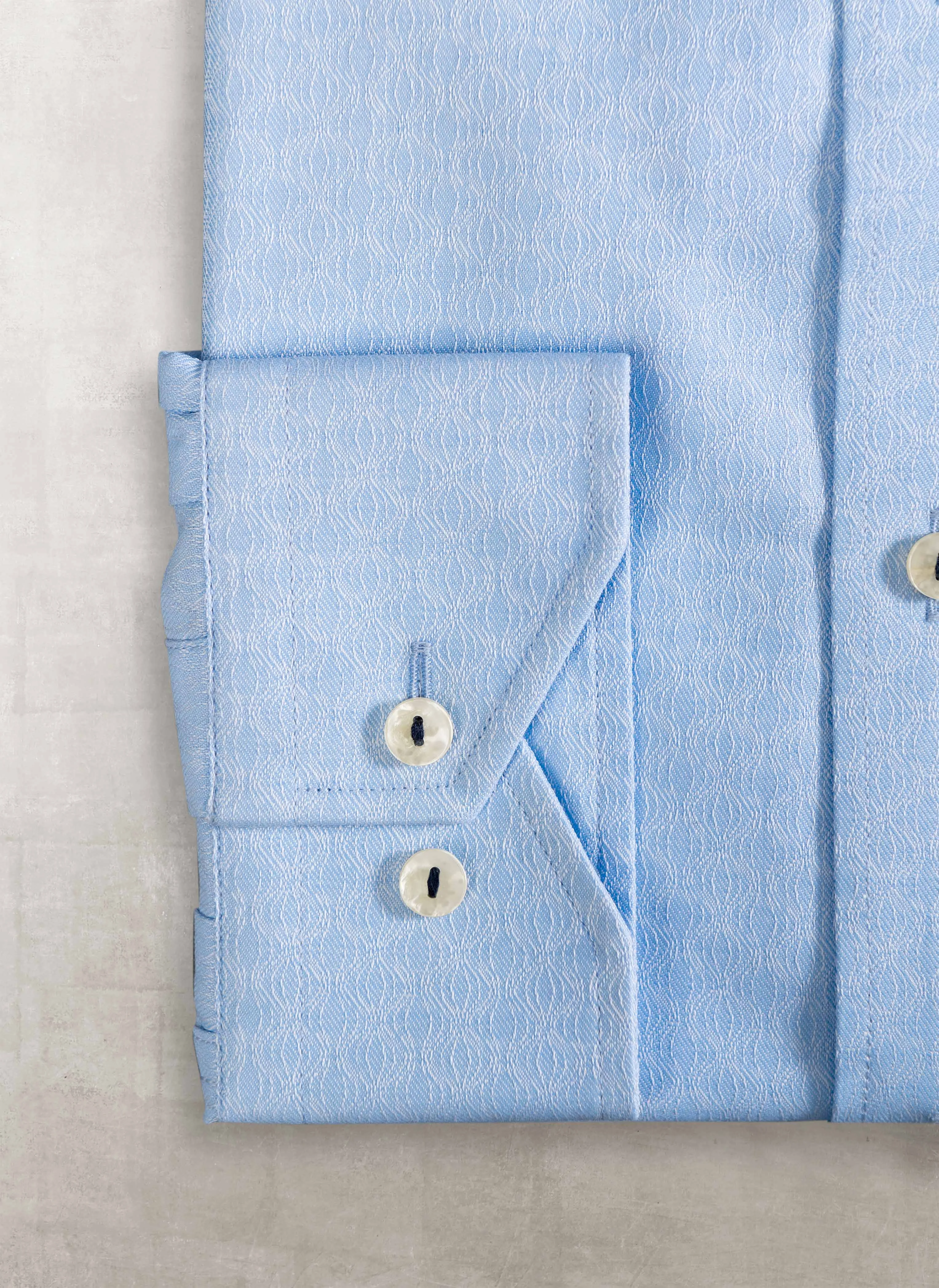 Alexander "Wave Jacquard Weave" Shirt in Washed Blue