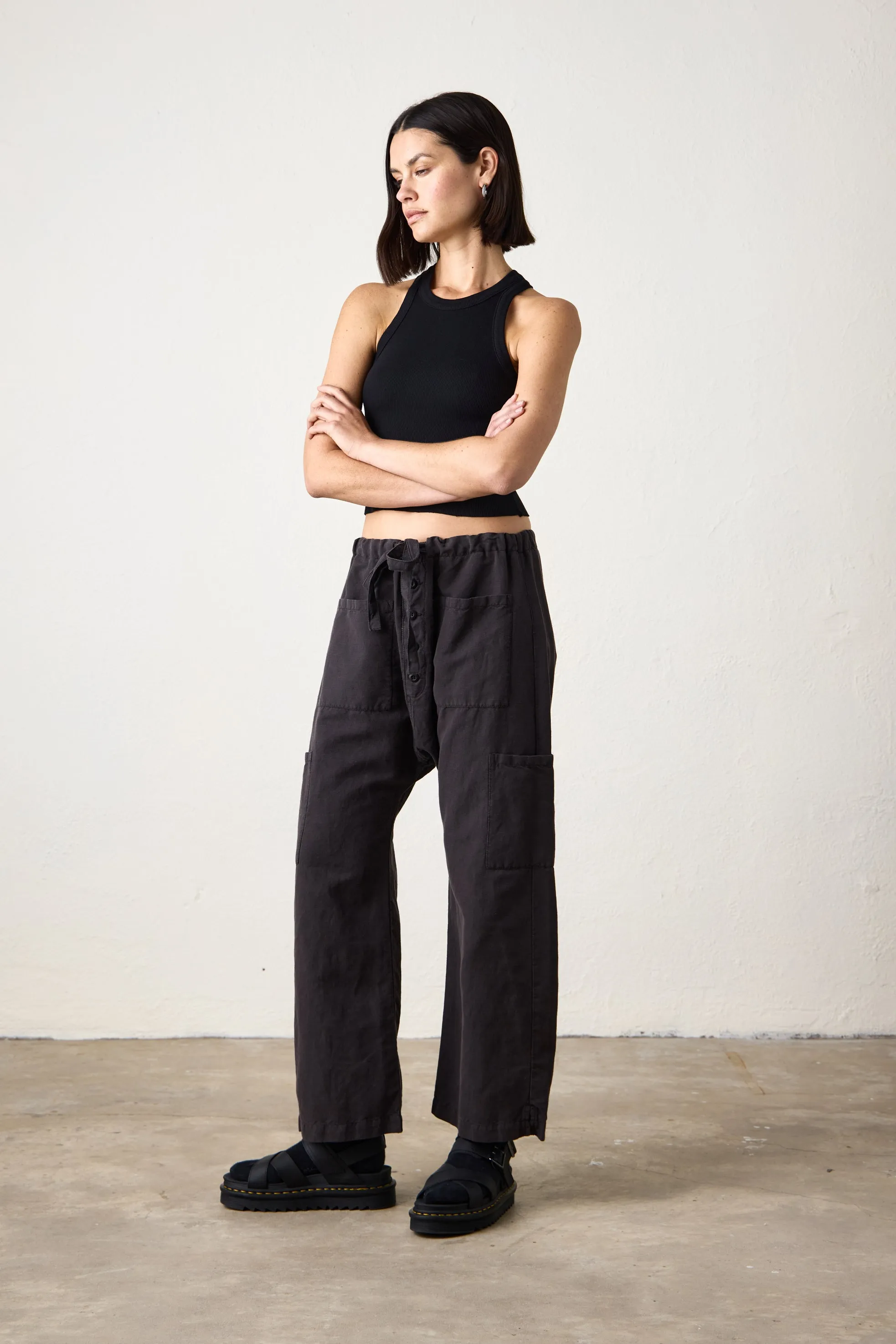 CARLSON LINEN CANVAS TIE PANT / FADED BLACK