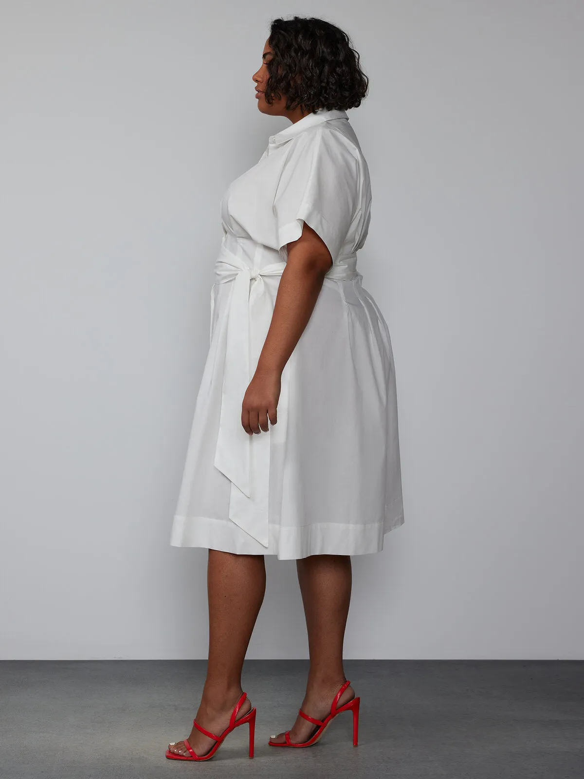 Plus Short Sleeve Seamed Midi Dress